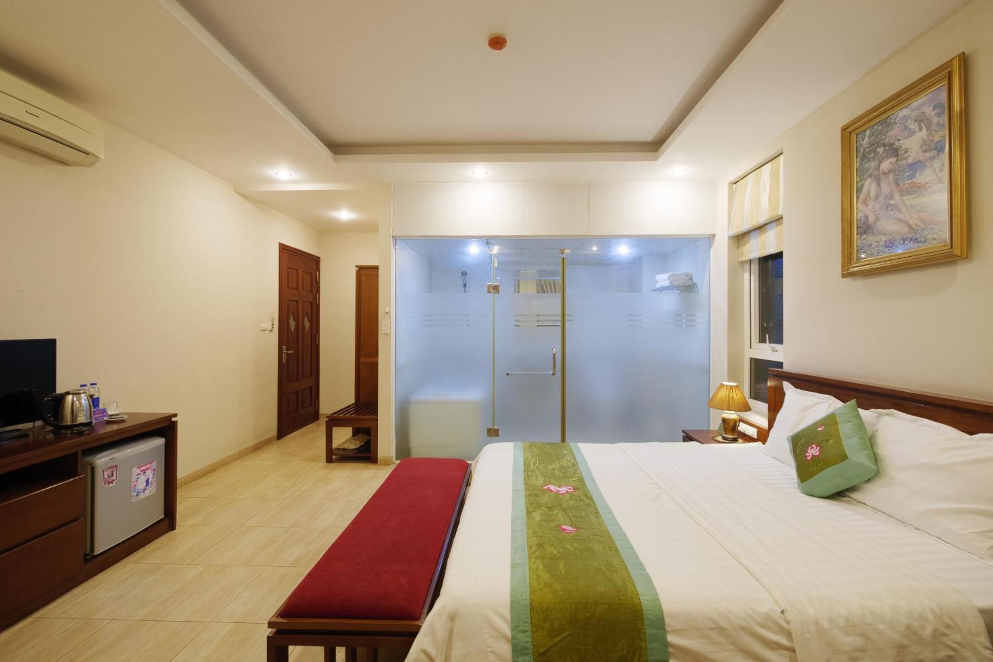 Ngan Ha Hotel Long Bien Hanoi Esterno foto
