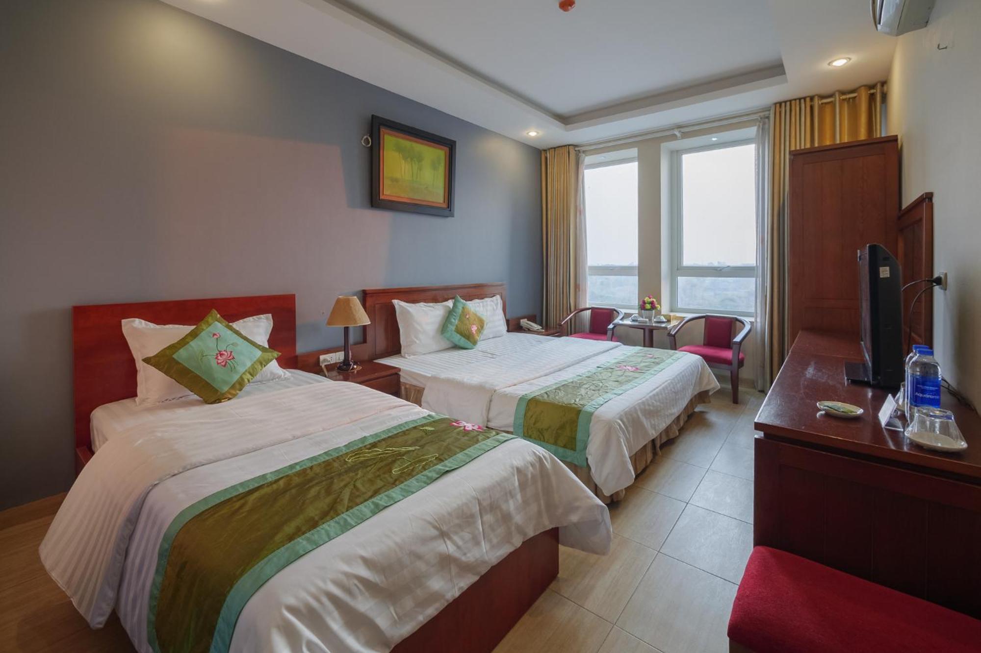 Ngan Ha Hotel Long Bien Hanoi Esterno foto