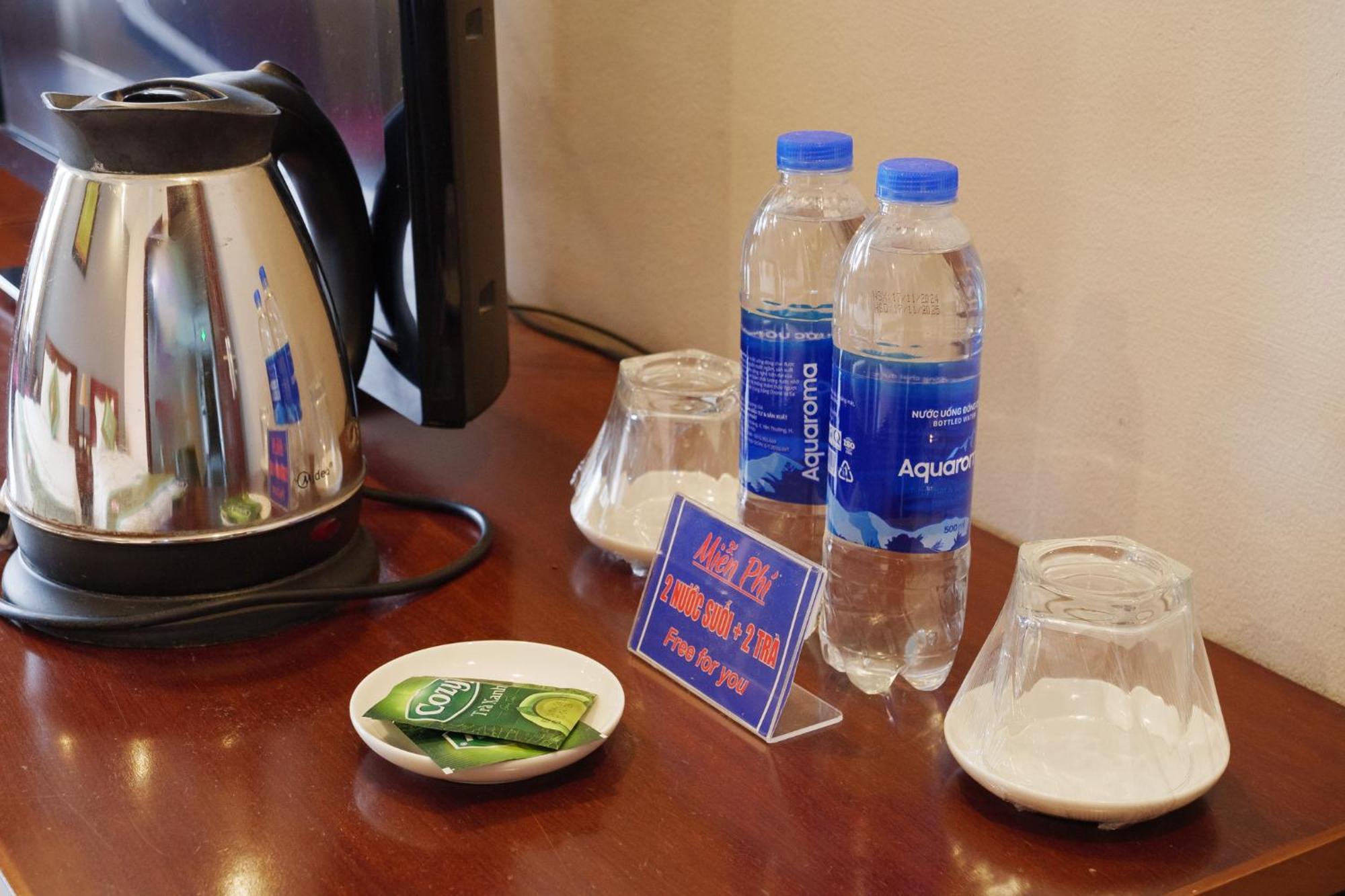 Ngan Ha Hotel Long Bien Hanoi Esterno foto